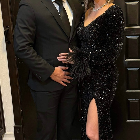 Black Evening Gown - Picture 1 of 3